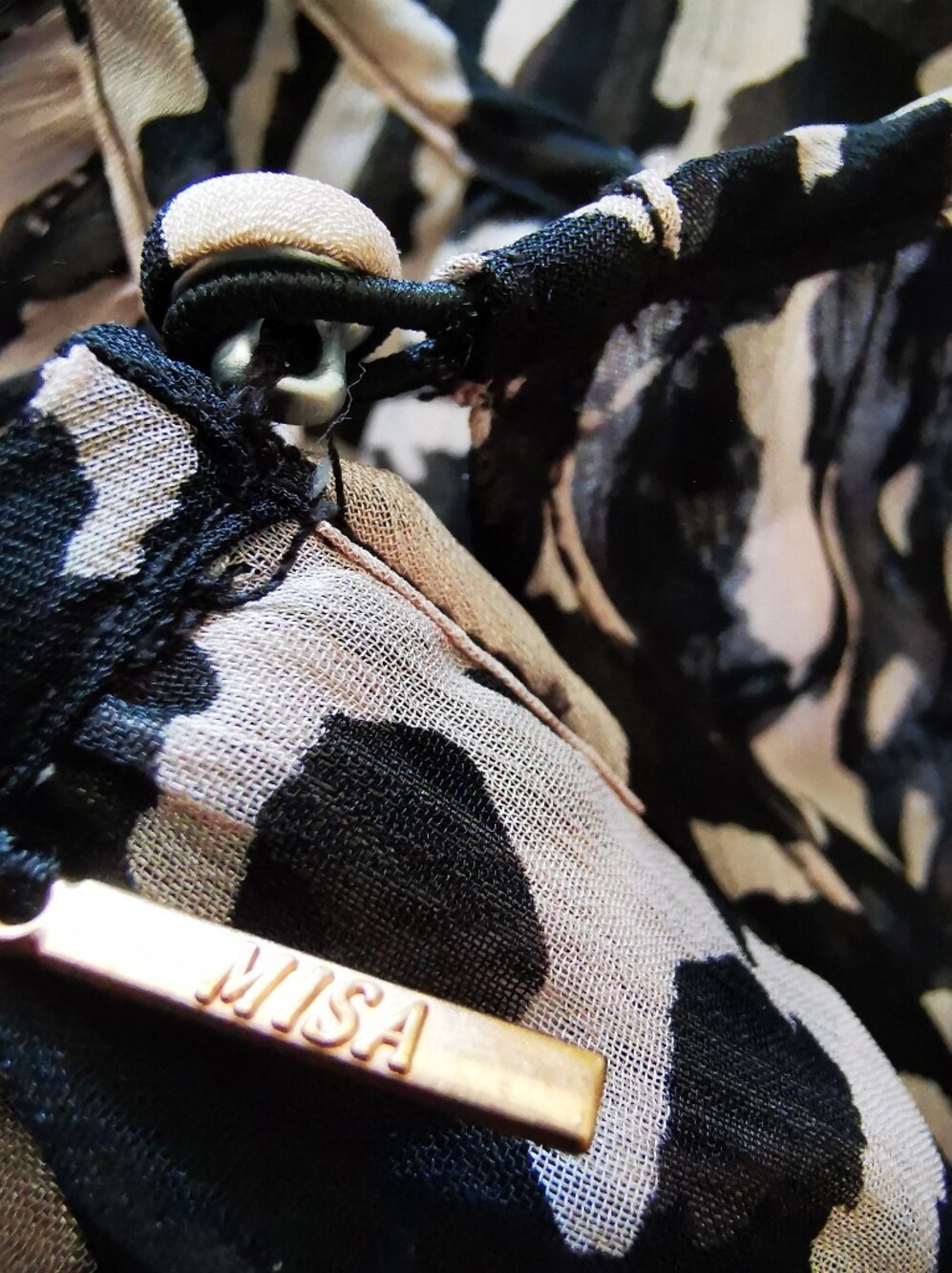MISA Los Angeles Printed Sheer Blouse 🌸 size S ptp 21" Black & Smoky Rose - Picture 8 of 11